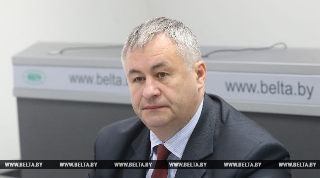 
  Журналисты
политических СМИ должны владеть культурой распоряжения информацией – Карлюкевич  
