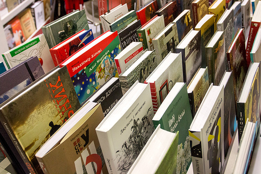 Адразу на трох кніжных выставах будзе прадстаўлена беларуская кніга

