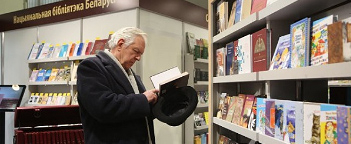 Продолжается SMS-голосование за лучший книжный магазин
