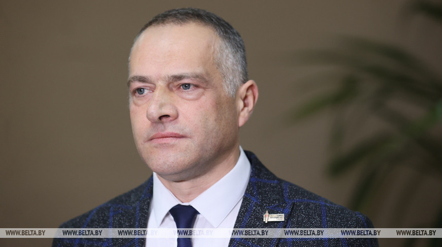 Костяк читателей у районных газет сохраняется - делегат съезда БСЖ
