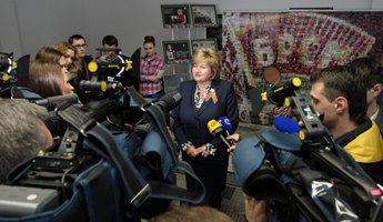 
  Современные технологии призывают каждого задуматься об ответственности - Лилия Ананич  
 
