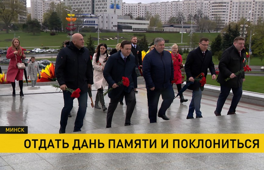 Представители средств массовой информации встретились возле обелиска «Минск – город-герой»
