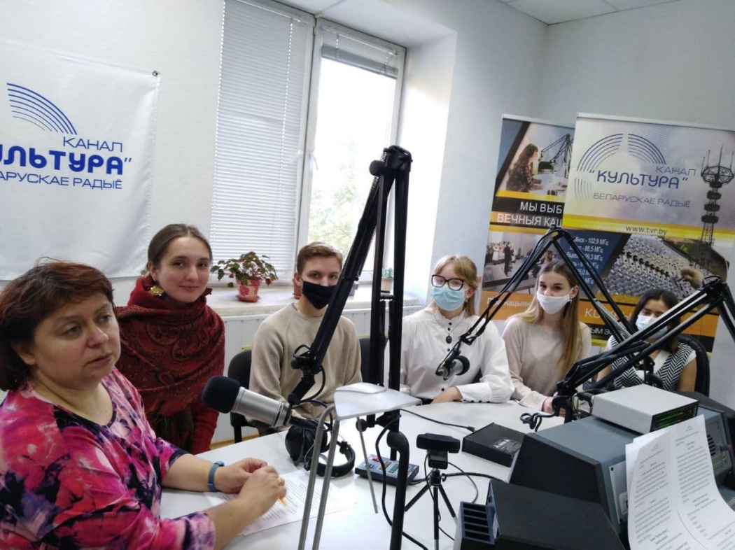 Студенты факультета журналистики провели прямой эфир на радиоканале "Культура"
