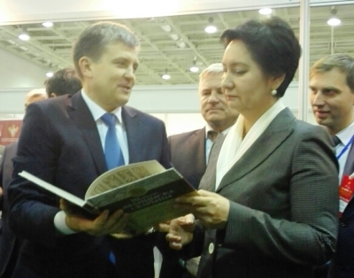
  Белорусские книги представлены на Евразийской международной выставке-ярмарке в Астане  
 
