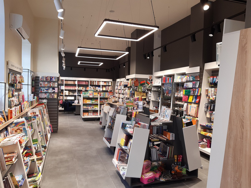 Приглашаем в новый книжный магазин!
