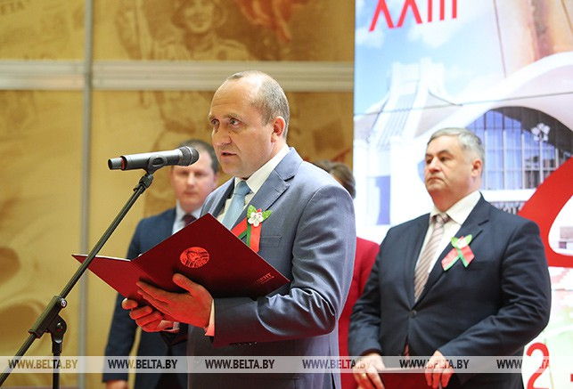 Александр Лукашенко направил приветствие участникам выставки "СМІ ў Беларусі"
