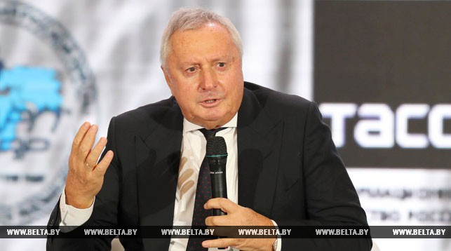  Беларусь демонстрирует яркий пример содружества двух языков - Игнатенко  
