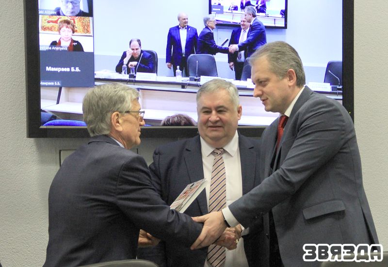 img_5534_0.jpg img_5534_0.jpg