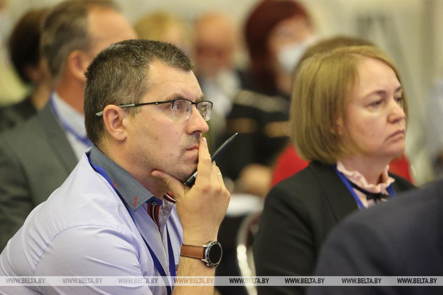 Пленарное заседание_2 БЕЛТА.jpg