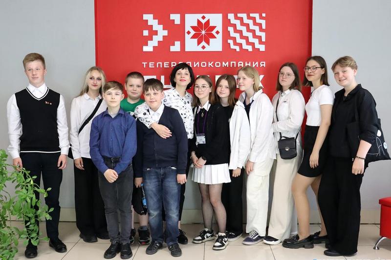 radio-12.jpg