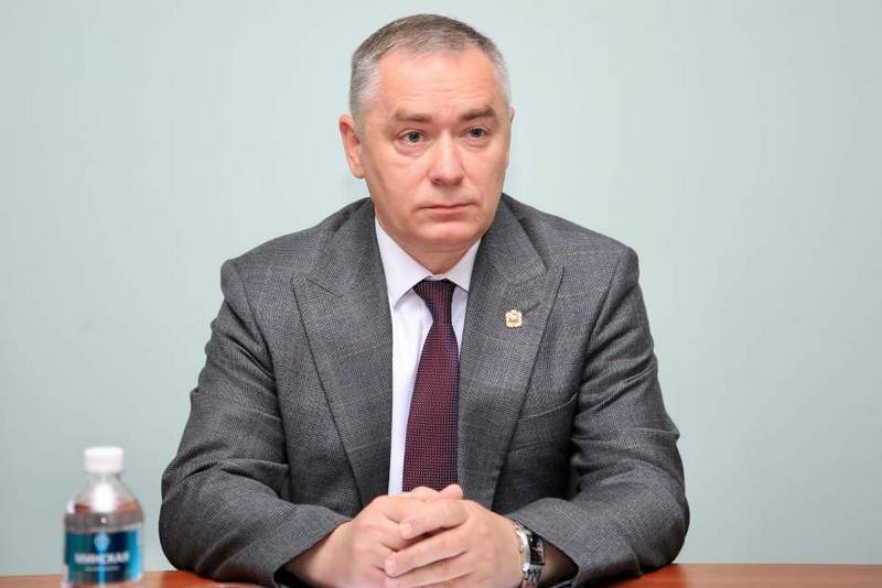fe2e2bf3487b1adeeb6e6ce8d8df3ba6.jpg
