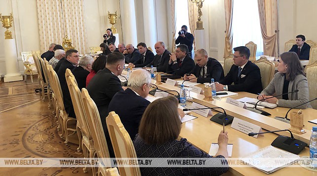 клуб редакторов заседание в москве